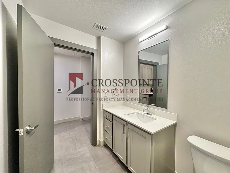 Wilcox Lofts - Downtown Tyler — Photo 30