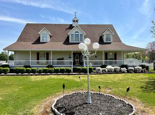 910 W Hobgood Ave, Bernie, MO 63822