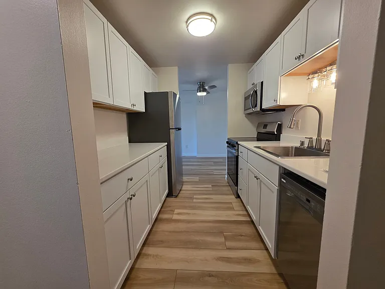 5022 Sheboygan Ave — Photo 3