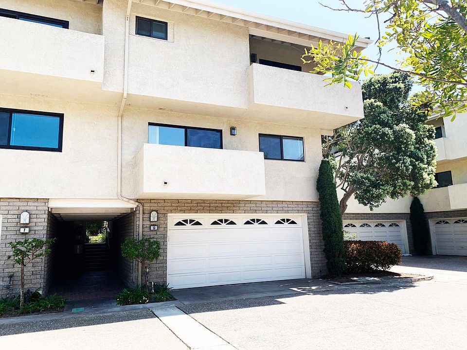 1st image of 9 Laguna Ct