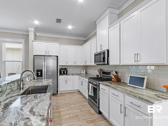 4th image of 23824 Cypress Park