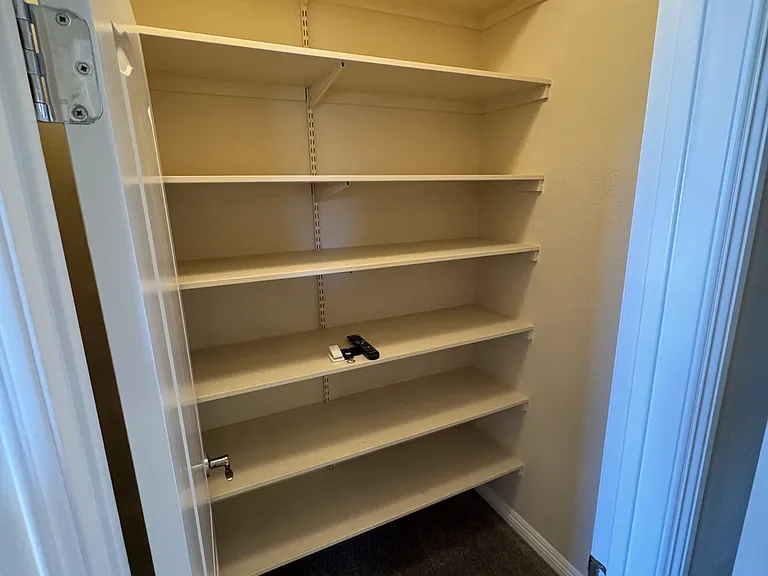 851 Antilla Way — Photo 25