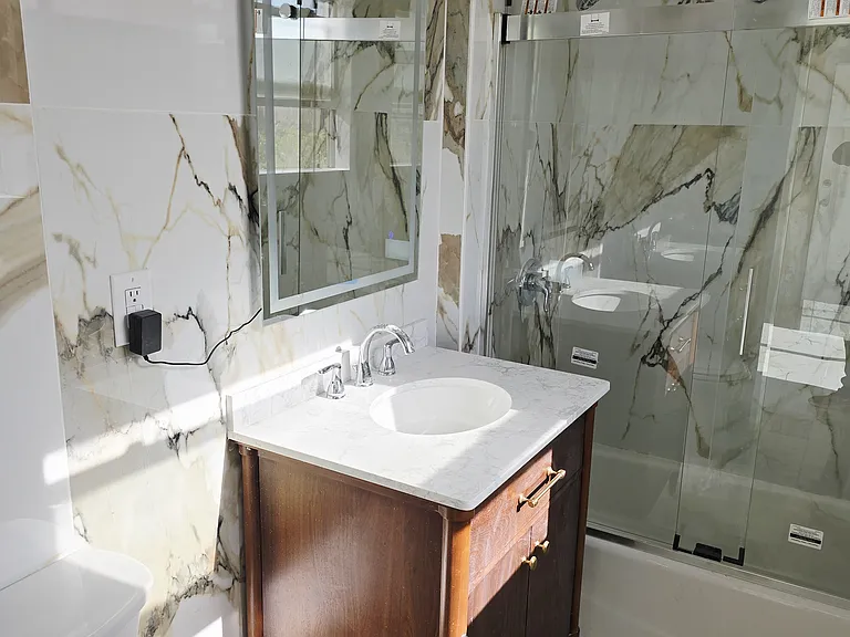 2230 E Ocean Blvd #7 — Photo 21