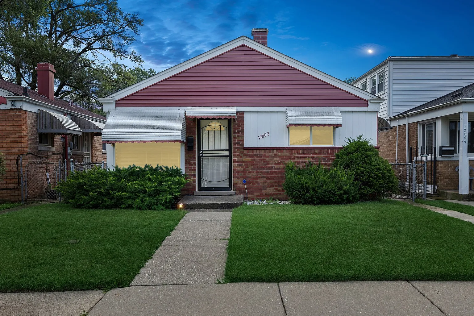 12603 S Laflin St photo 1