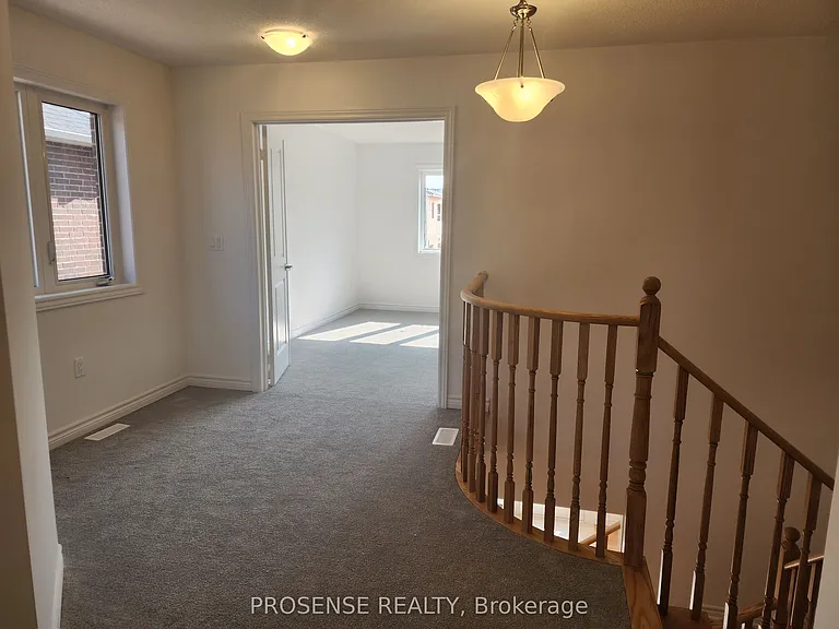 435 Van Dusen Ave — Photo 16