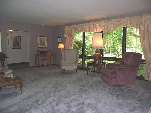 2nd image of 7N120 Hickory Ln