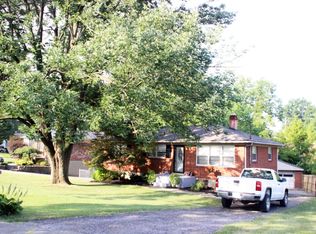 6916 Sandstone Blvd, Louisville, KY 40219