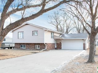 515 14th St, Onawa, IA 51040
