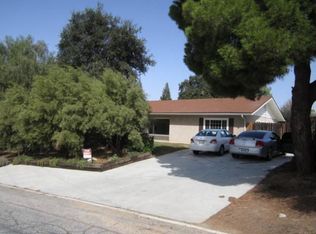 1094 W Sunset Dr, Redlands, CA 92373