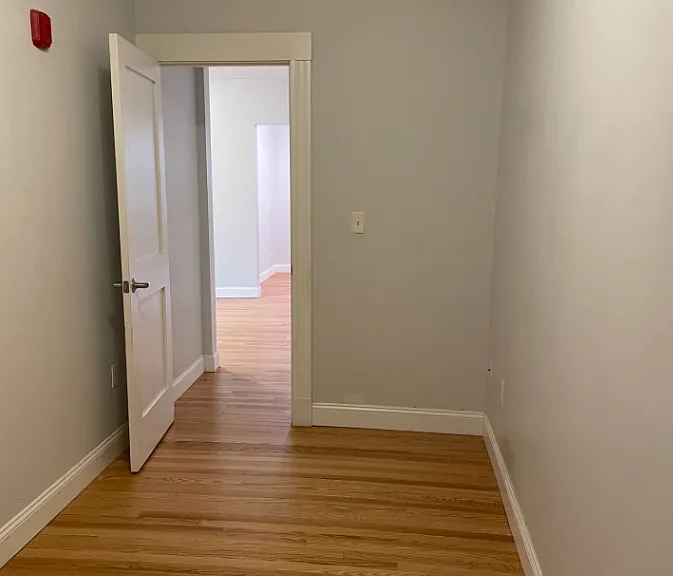 235 Lafayette St #5 — Photo 8