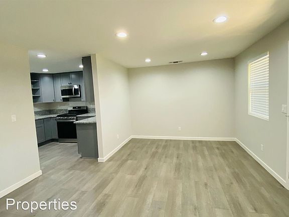 3rd image of 431 Harding Ave Unit C