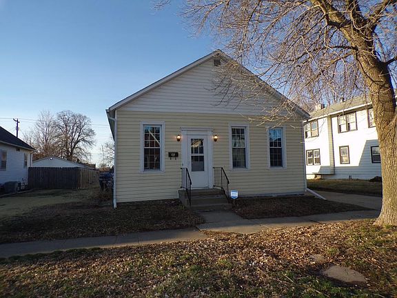 2nd image of 1210 Avenue F