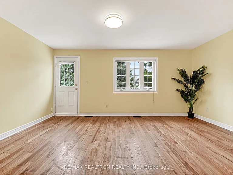454 Donlands Ave #A3 — Photo 11