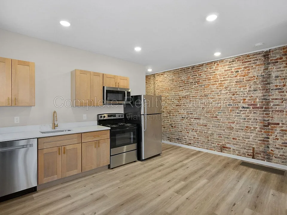 3140 Magnolia Ave #1E