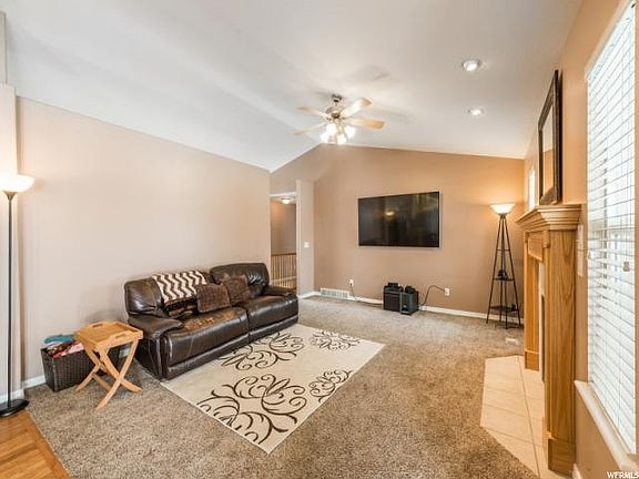 5th image of 2482 W Silver Meadow Way