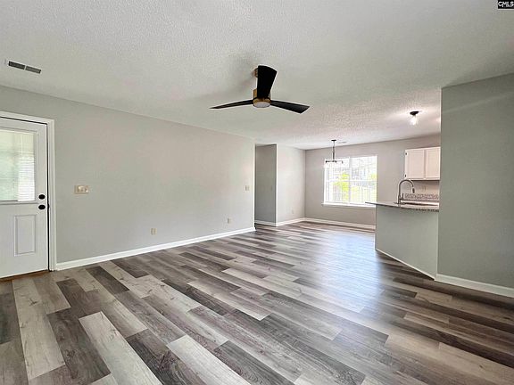 5th image of 202 Barger Cir