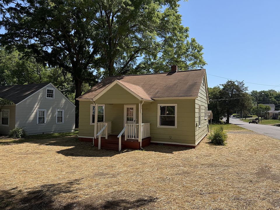 1st image of 704 N Miller Ave