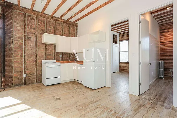 Rented by Zone Corp | media 2