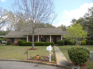 701 Canterbury Dr, Dothan, AL 36305