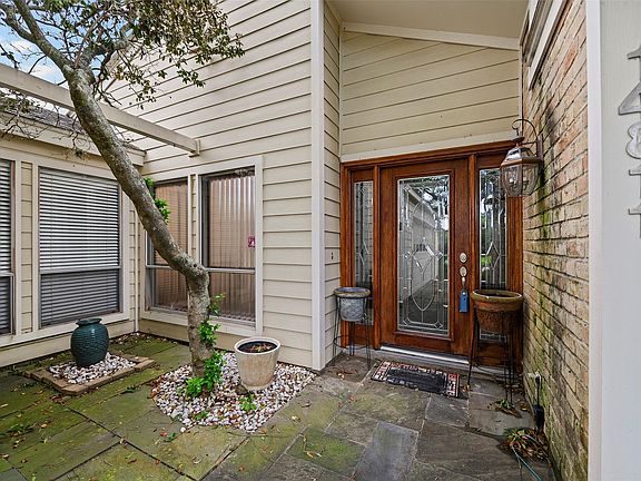3rd image of 14811 Royal Birkdale St