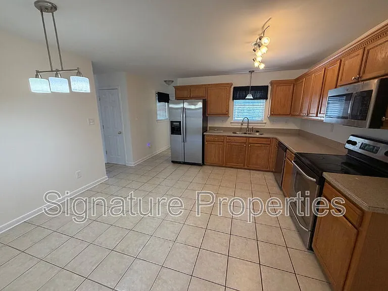 1609 Cadmus Ct — Photo 5