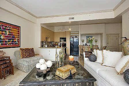 5th image of 3225 Turtle Creek Blvd #1233