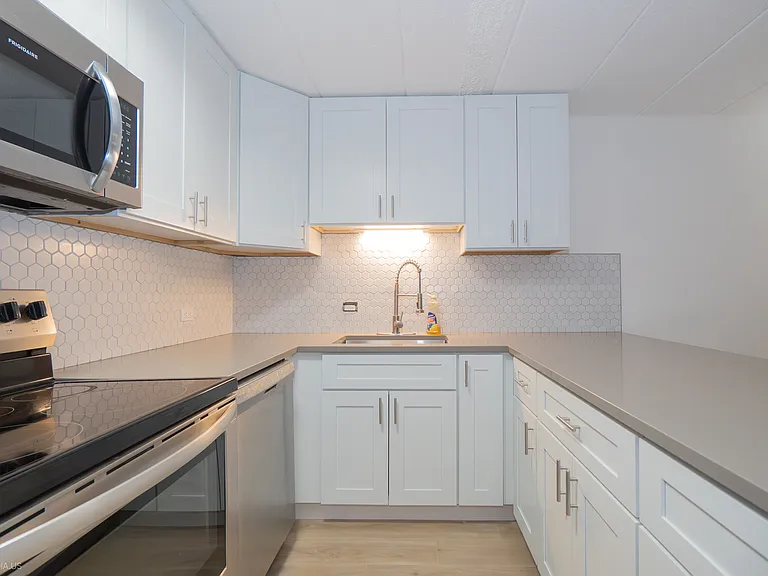 2225 N Halsted St #5G — Photo 6