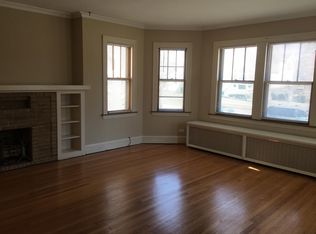 912 Harrison St, Park Ridge, IL 60068