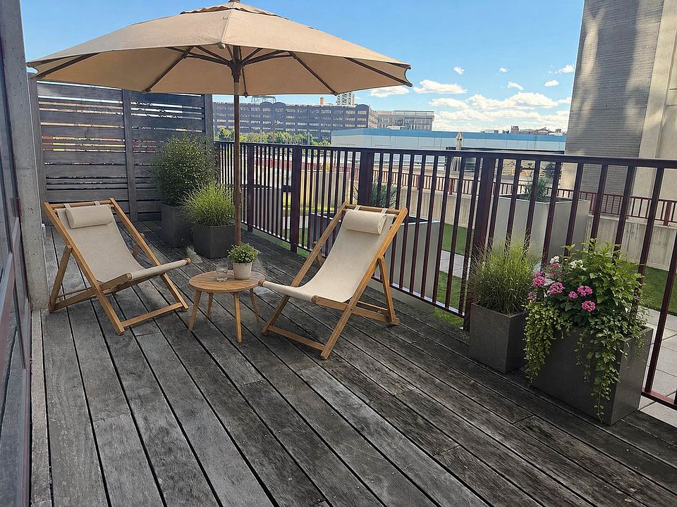 1st image of 22-22 Jackson Ave #302