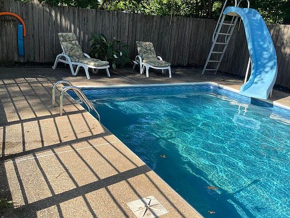 3rd image of 5705 Omega St