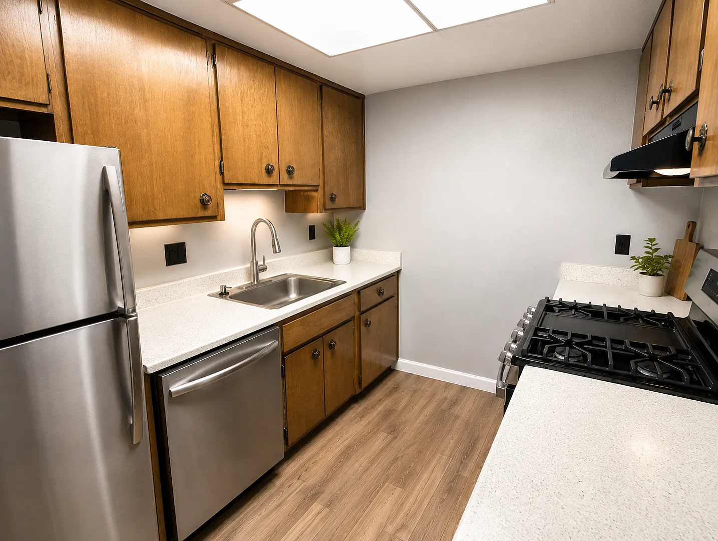 7321 Gail Way — Photo 3