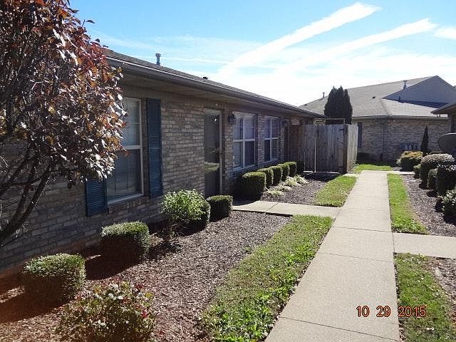 3246 D Buckland Sq.