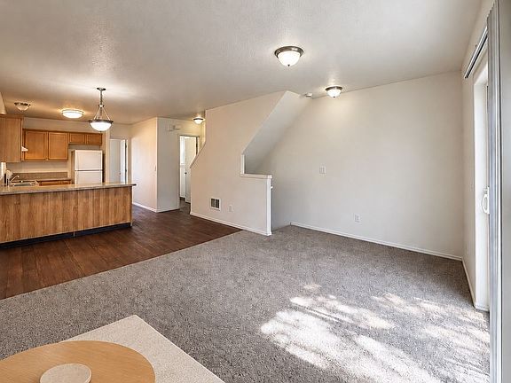 2nd image of 12200 SE Ramona St #12232