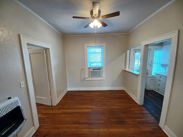 127 W Magnolia Ave #4 — Photo 6