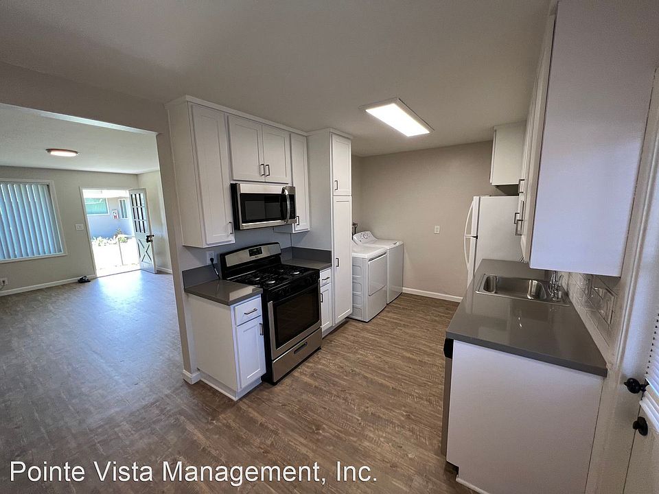 1st image of 276 S Oak St #11454746