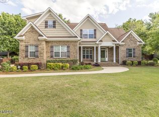 114 Vinings Place Dr, Warner Robins, GA 31088