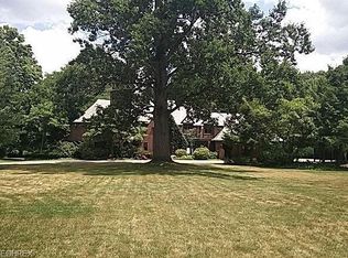 841 Merriman Rd, Akron, OH 44303