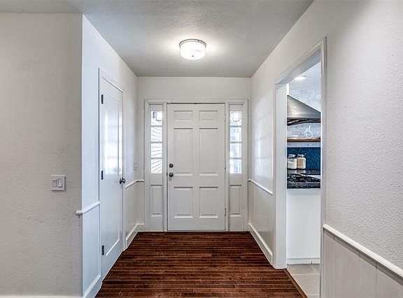 5th image of 3804 Shady Valley Dr