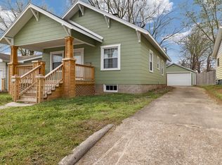 2111 N Rogers Avenue, Springfield, MO 65803