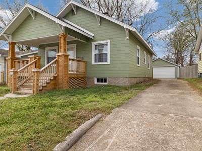 2111 N Rogers Avenue, Springfield, MO, 65803
