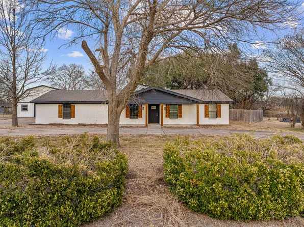 903 S Old Temple Rd, Lorena, TX 76655