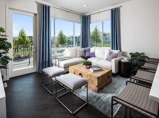 350 Llano De Los Robles Ave #4, San Jose, CA 95136