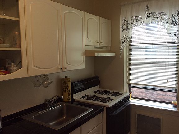 2nd image of 3840 Greystone Ave APT 2B