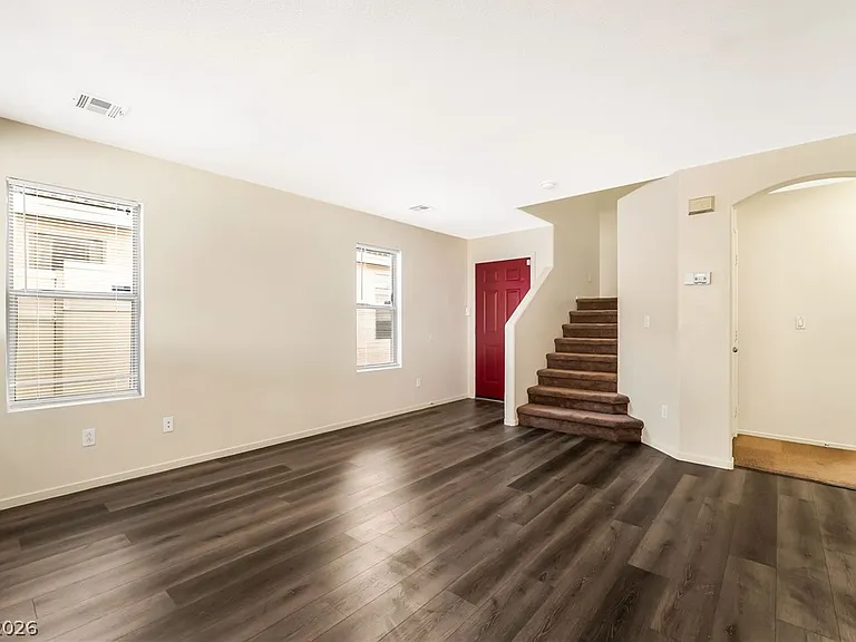 4849 Lone Grove Dr — Photo 4