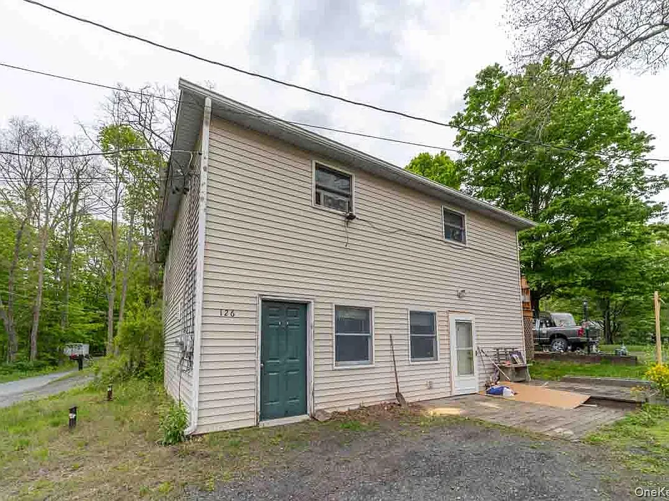126 Red Top Rd #B