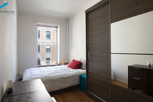 Rented by FirstService Realty (legacy) | media 14