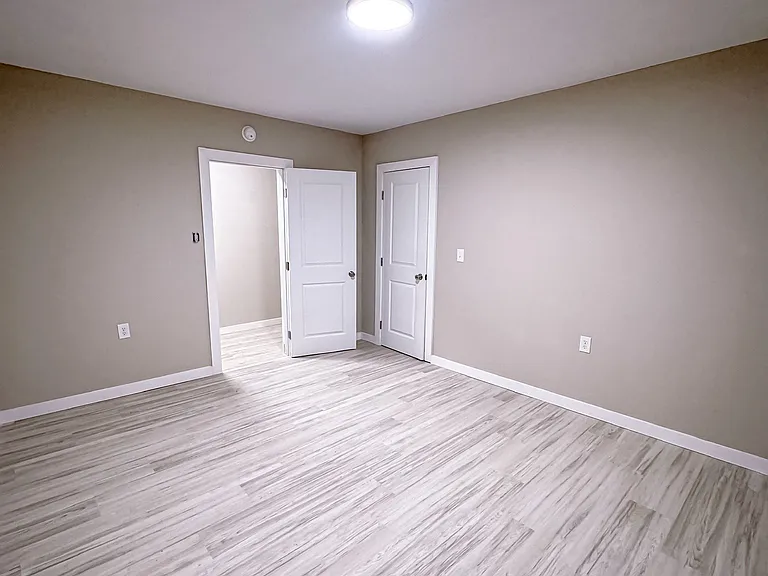 181 Pine St #1 — Photo 17