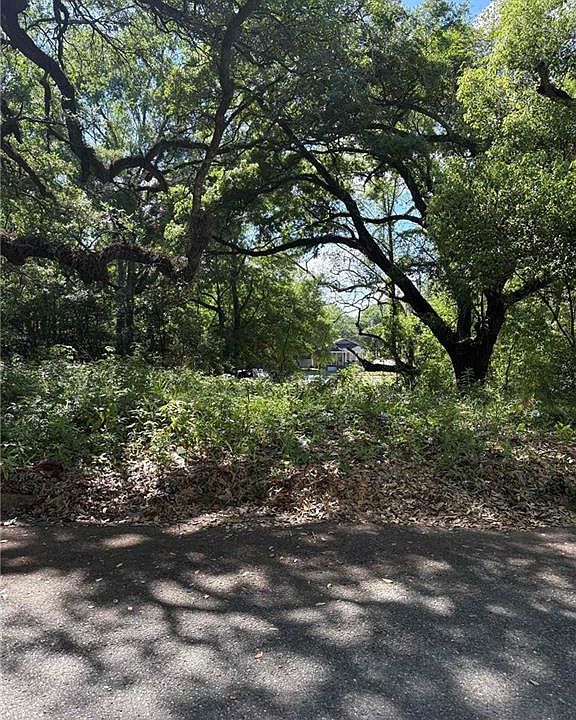 2nd image of 565 English St Lot 8