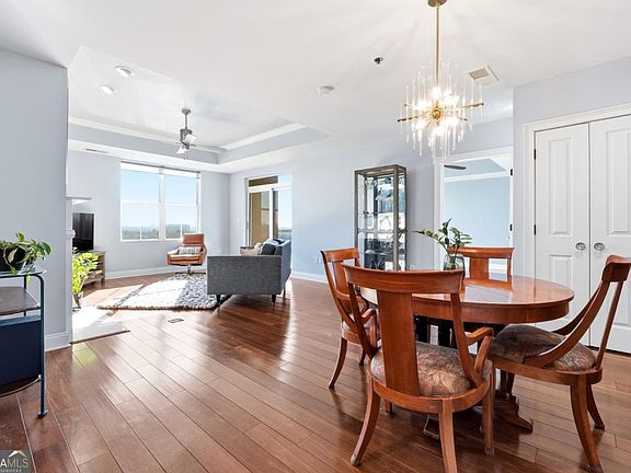 4th image of 2881 Peachtree Rd NE APT 902