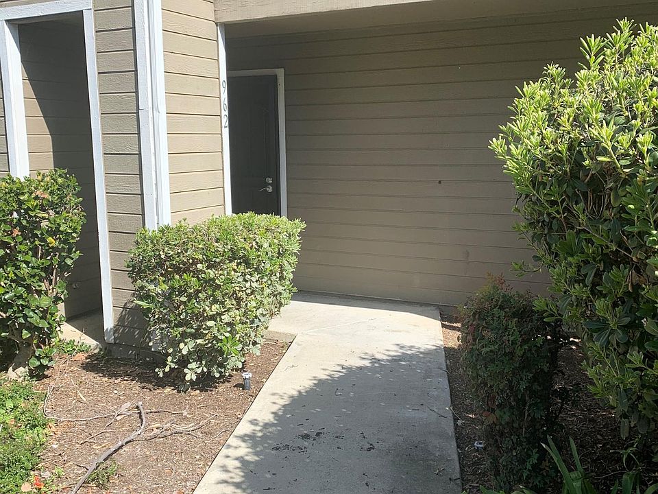 Private Entry to Condo